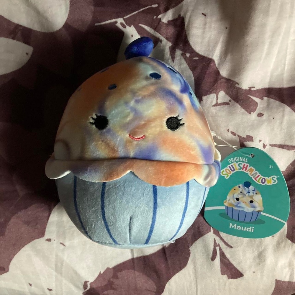 Maudi Squishmallow Blind Bag